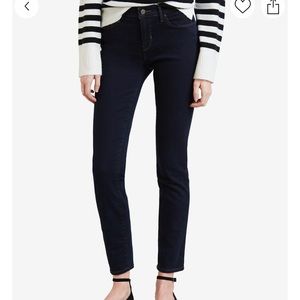 Levi’s classic mid rise skinny jeans